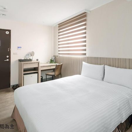 Hotel Brown - Chihkan Branch Tainan Esterno foto