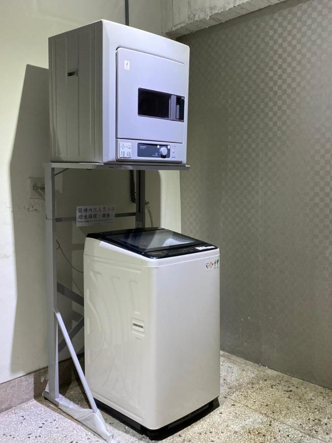 Hotel Brown - Chihkan Branch Tainan Esterno foto