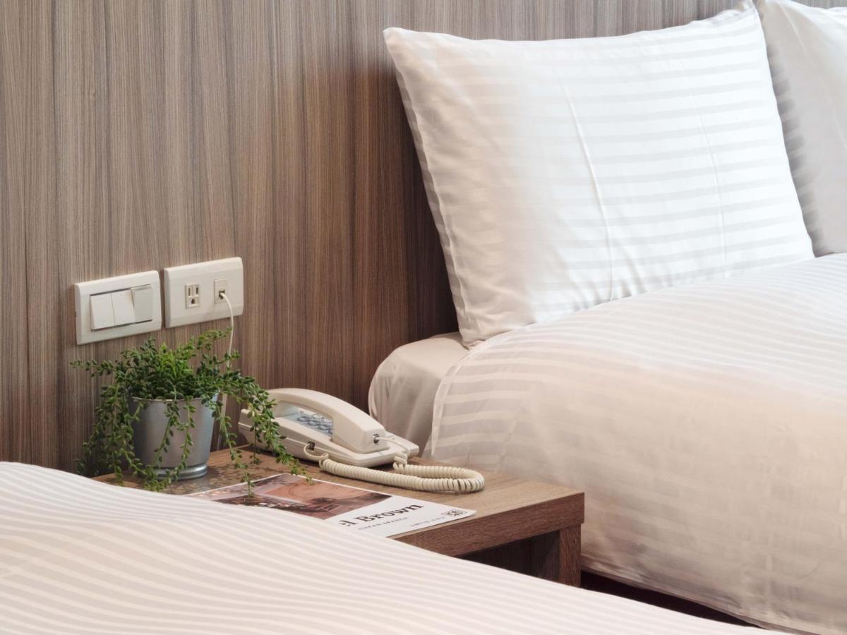 Hotel Brown - Chihkan Branch Tainan Esterno foto