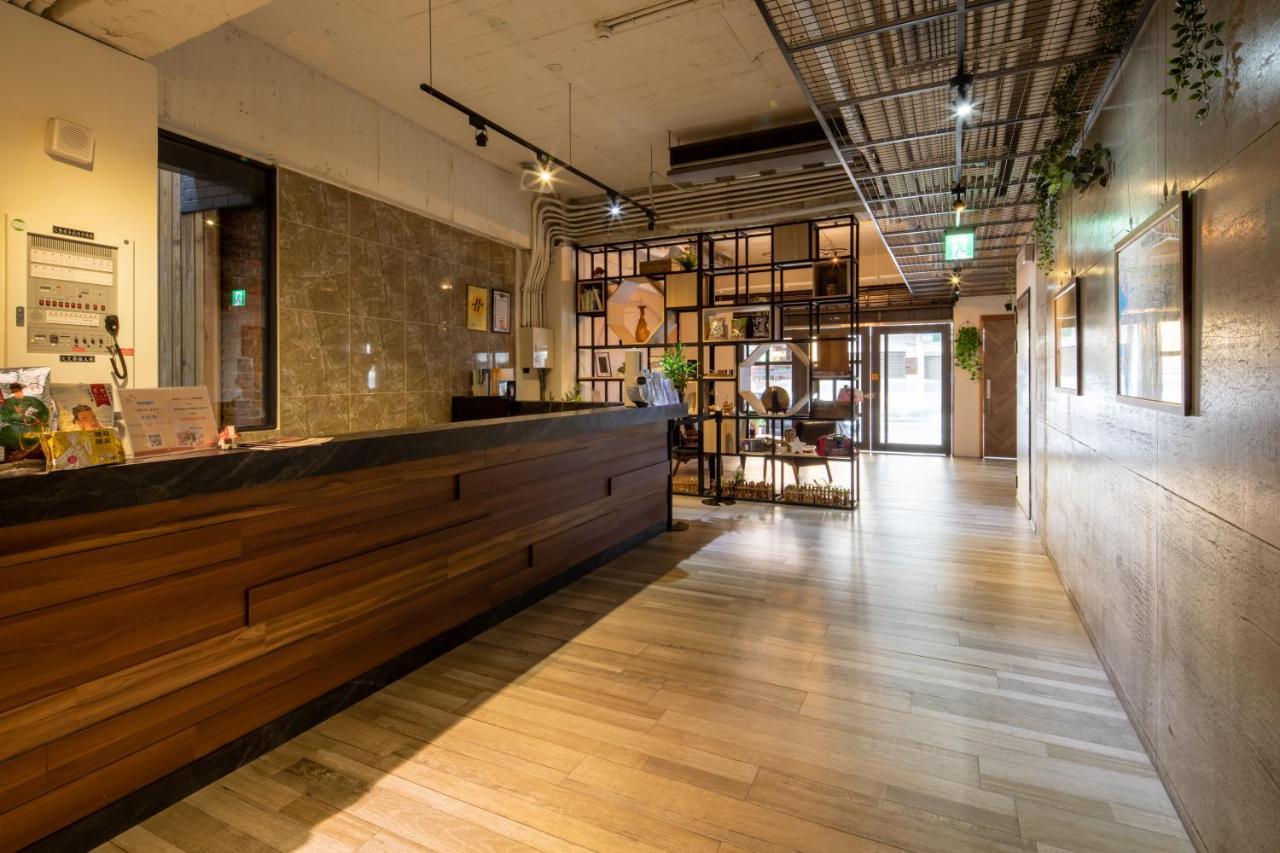 Hotel Brown - Chihkan Branch Tainan Esterno foto