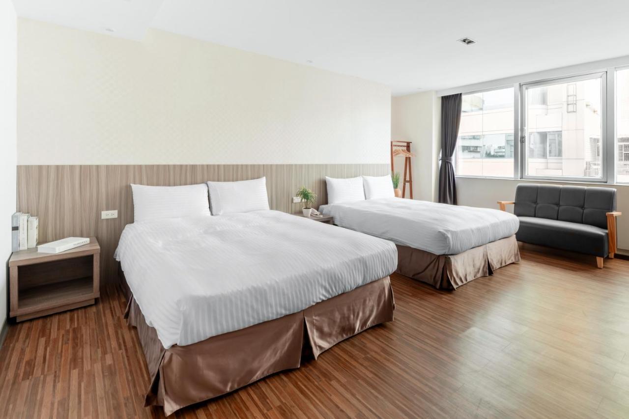 Hotel Brown - Chihkan Branch Tainan Esterno foto