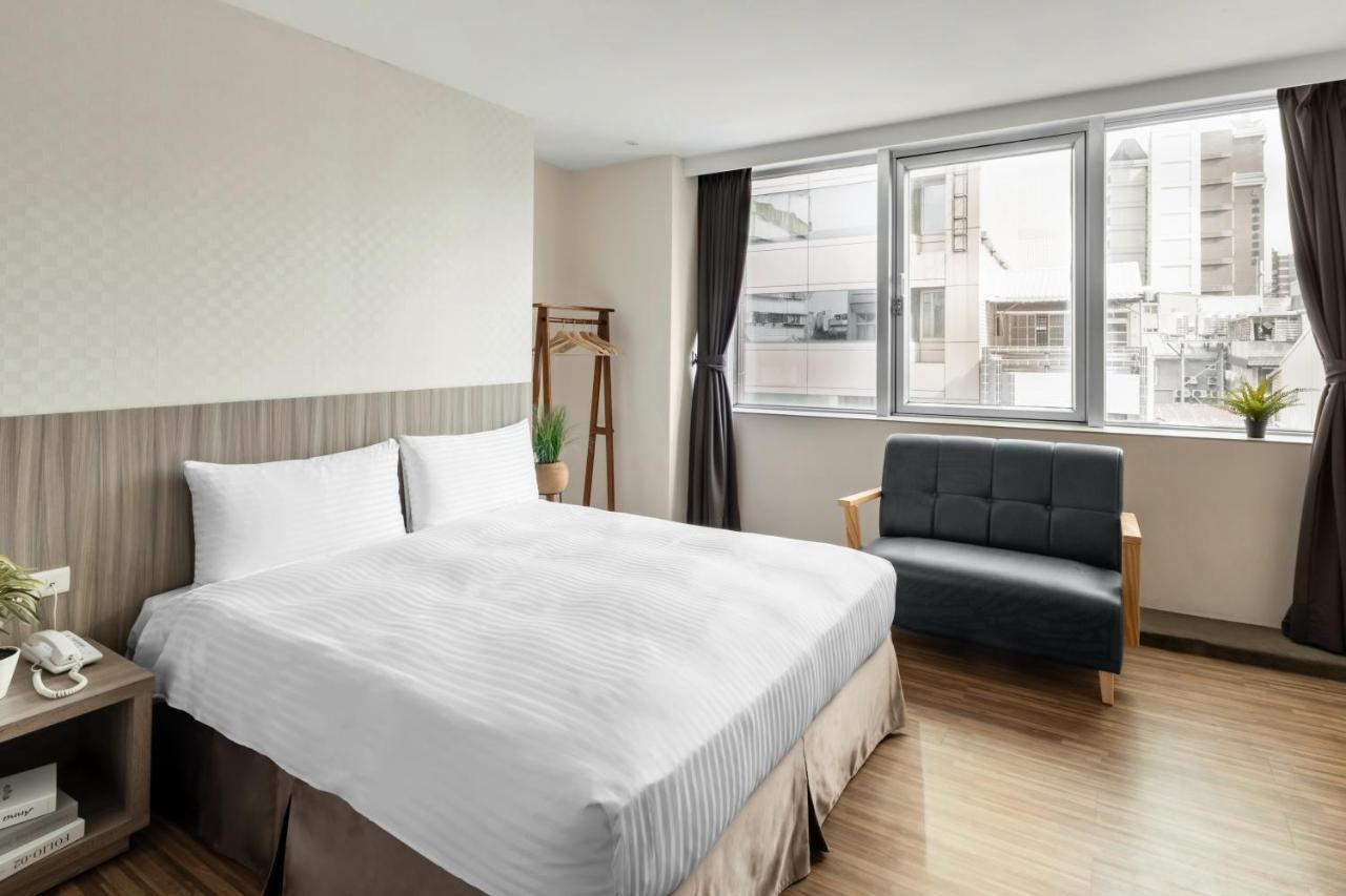 Hotel Brown - Chihkan Branch Tainan Esterno foto