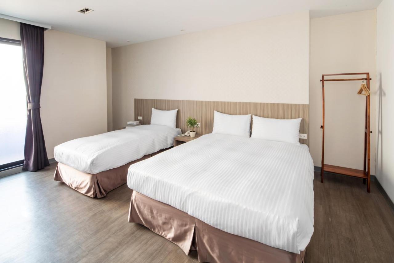 Hotel Brown - Chihkan Branch Tainan Esterno foto