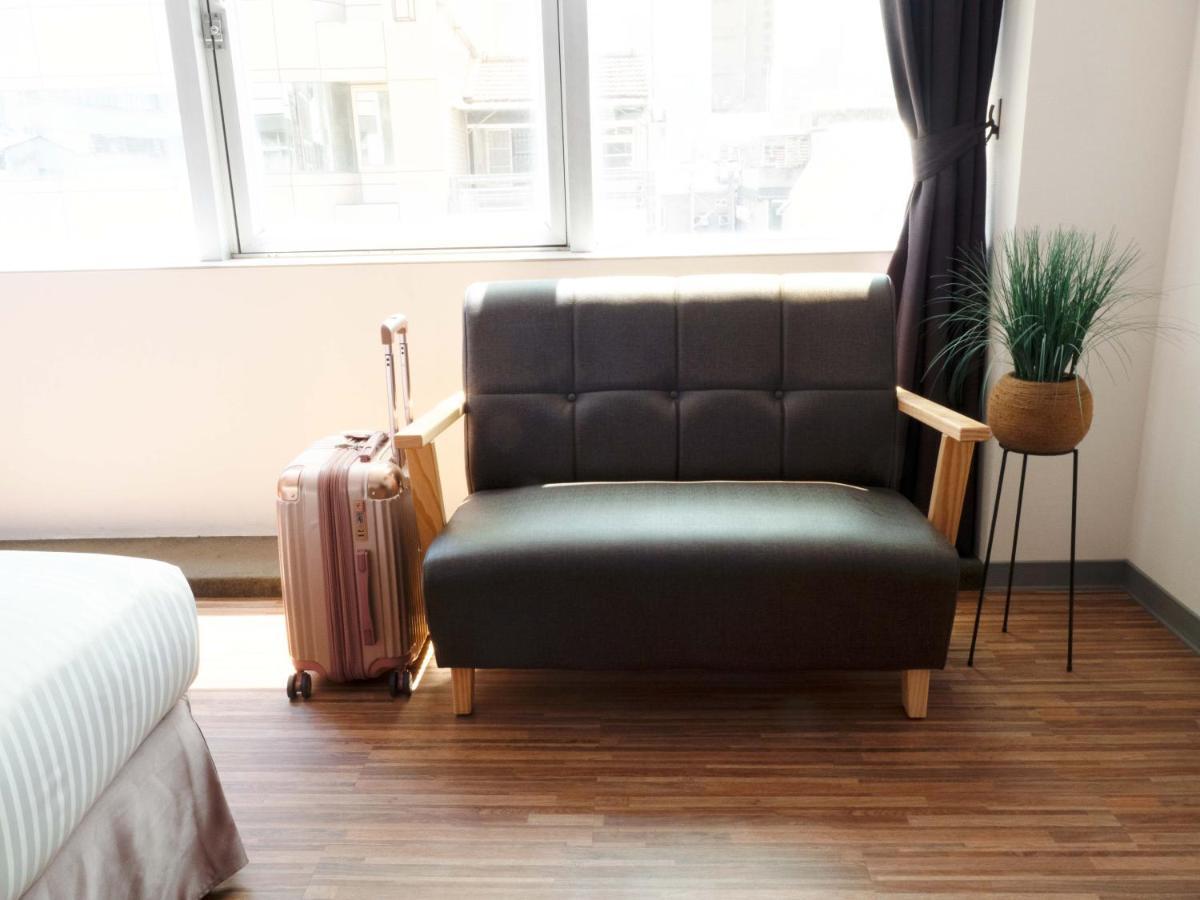 Hotel Brown - Chihkan Branch Tainan Esterno foto