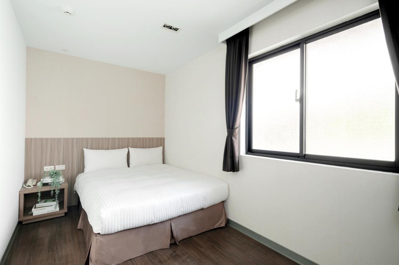 Hotel Brown - Chihkan Branch Tainan Esterno foto