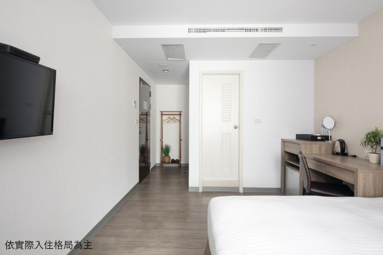 Hotel Brown - Chihkan Branch Tainan Esterno foto