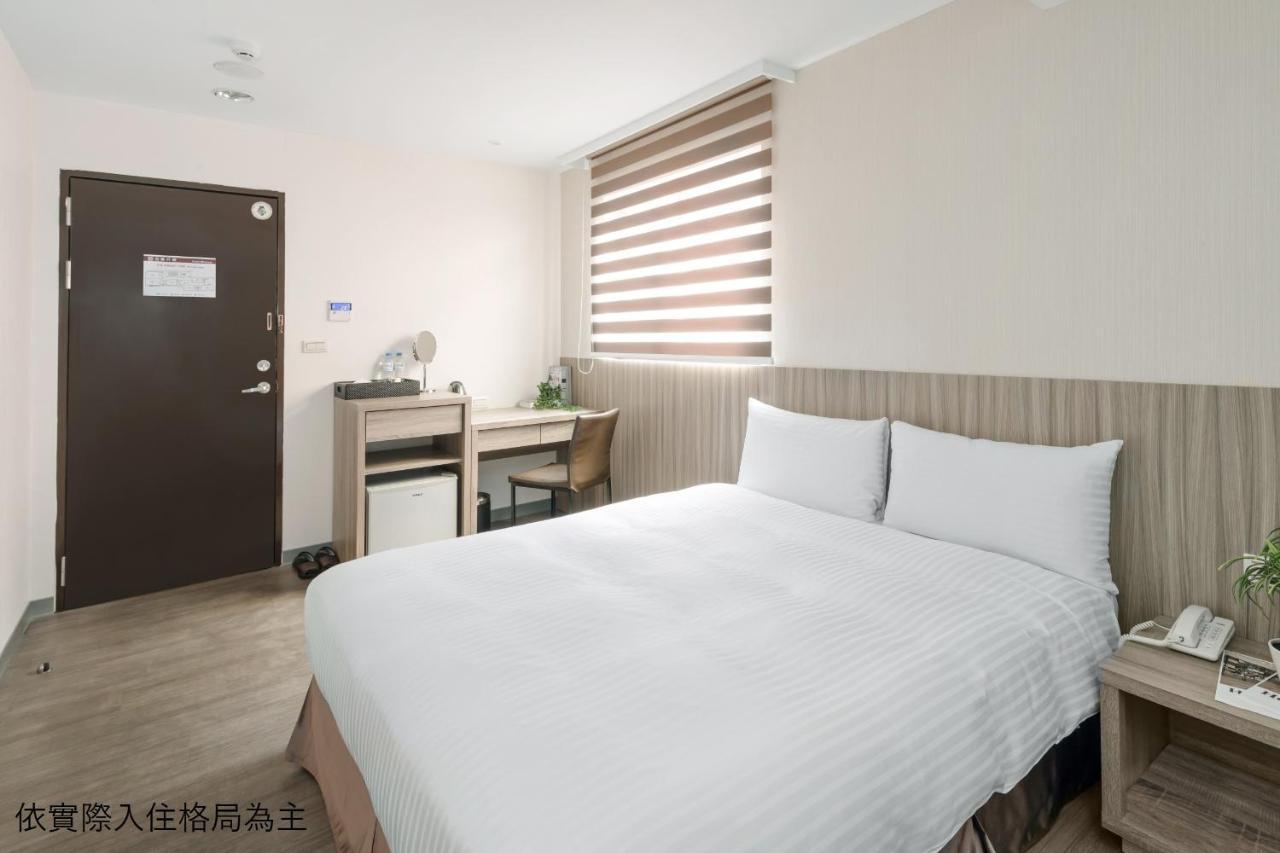 Hotel Brown - Chihkan Branch Tainan Esterno foto